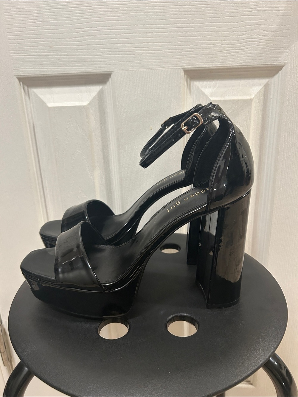 Madden Girl Platform Sandals Size 10